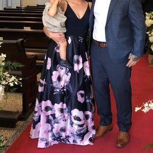 2 dresses, wore once.Sold together or separately.